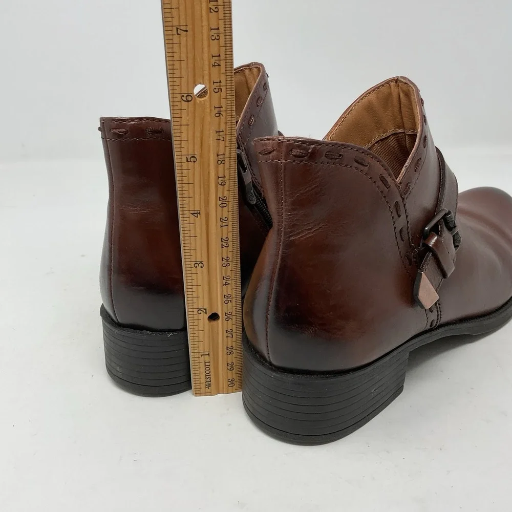 bussola ankle boots